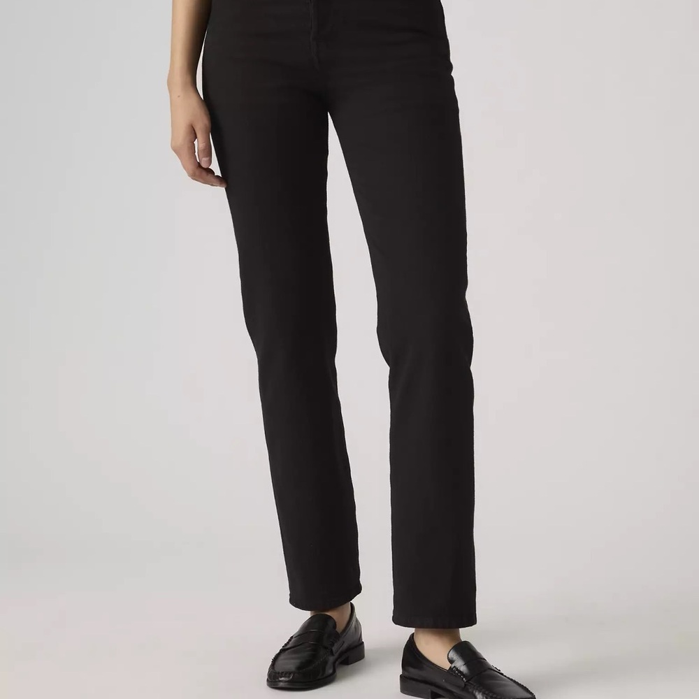 Levi's Women's Black Wedgie Straight Leg Jeans